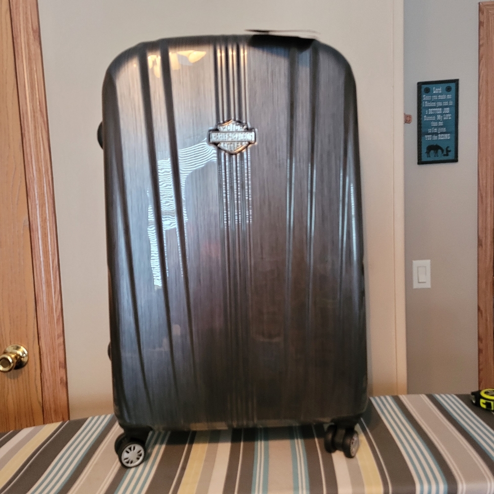 2 Pc Harley Davidson Hard Side Luggage Set